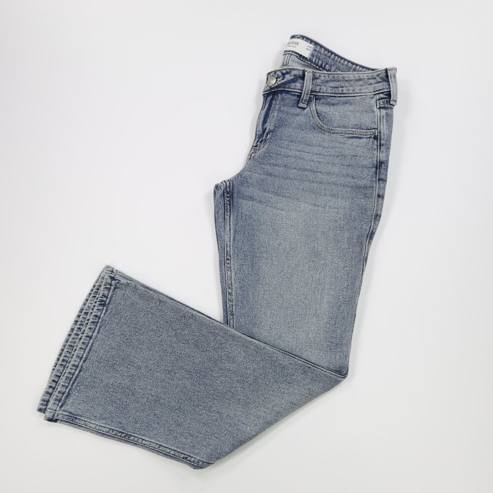 Hollister Women's Low Rise Stretch Denim Light Wash Bootcut Jeans Blue W30 Short